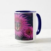 Chihuahua Mug de chiots et de fleurs roses (Devant droit)