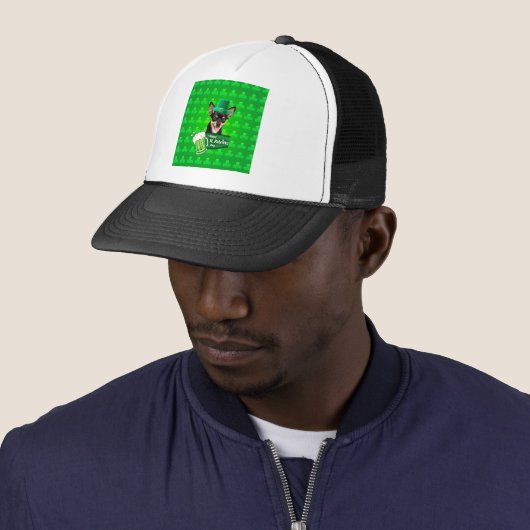 Chihuahua Puppy Dog St. Patrick's Day Groene Klave Trucker Pet (In situ)