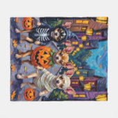 Chihuahua Trick-or-Treating in Halloween Kostuums Fleece Deken (Voorkant (Horizontaal))