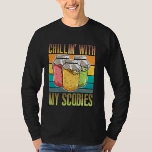 Chillin met mijn cobies Lover Scoby Pun Funny Kom T-shirt