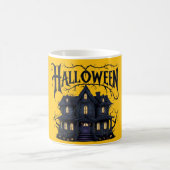 Chilling Haunted House Mok Design voor Halloween (Center)