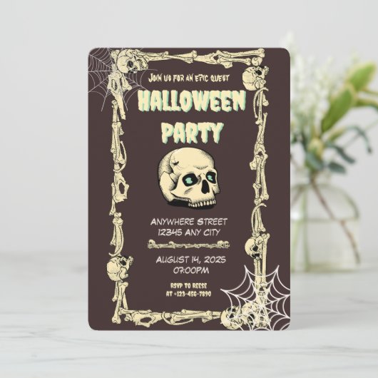 Chilling Skull Halloween Party Uitnodiging: Durf t Kaart (Staand voorkant)