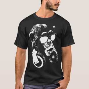 Chimp-aap met hoofdtelefoon en zonnebrillen t-shirt