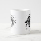 Chimpansee in Zwarte Splash Jumbo Beker (Voorkant)