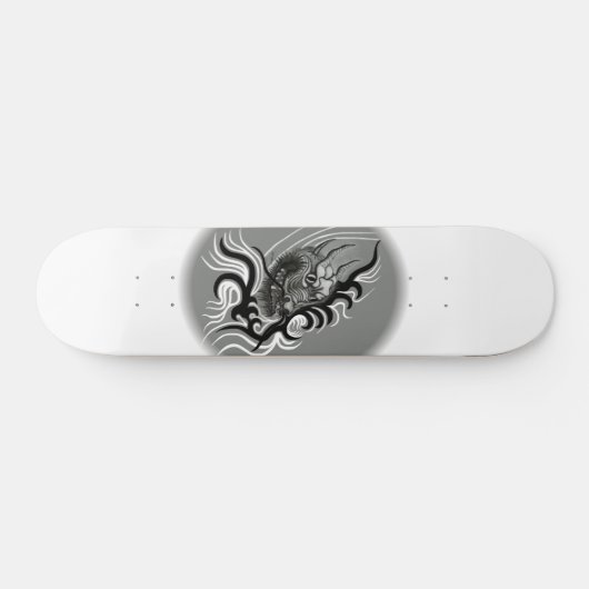 China Dragon in Tattoostyle Skateboard (Horizontaal)