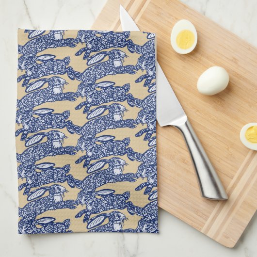 Chinoiserie Blue White Tan Rabbit Bunny Pattern Theedoek (Quarter Fold)