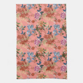 Chintz bloemmotief op koraalachtergrond Theedoek (Verticaal)