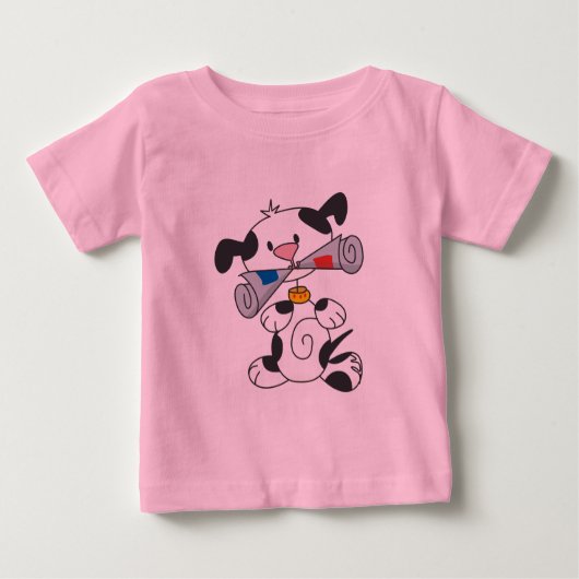 Chiot avec le T-shirts et les cadeaux de journal (Devant)