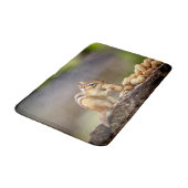 Chipmunk die een pinda eet badmat (Gekanteld)
