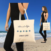 Chique blauwe vis en schelpen strand leven tote bag