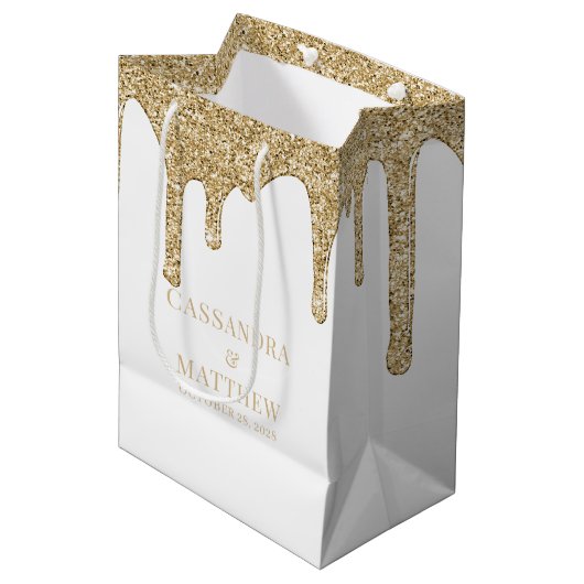 Chique Gold Sparkle Glitter Drips Bruiloft Medium Cadeauzakje (Voorkant Gekanteld)