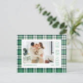Chique Groene Tartan Plaid Gelukkig Nieuwjaar Foto Briefkaart (Staand voorkant)