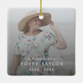 Chique in liefdevolle herinnering Moeder Memorial Keramisch Ornament (Achterkant)