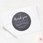 Chique krijtbord Monogram Dank u bruiloft gunst Ronde Sticker (Envelop)