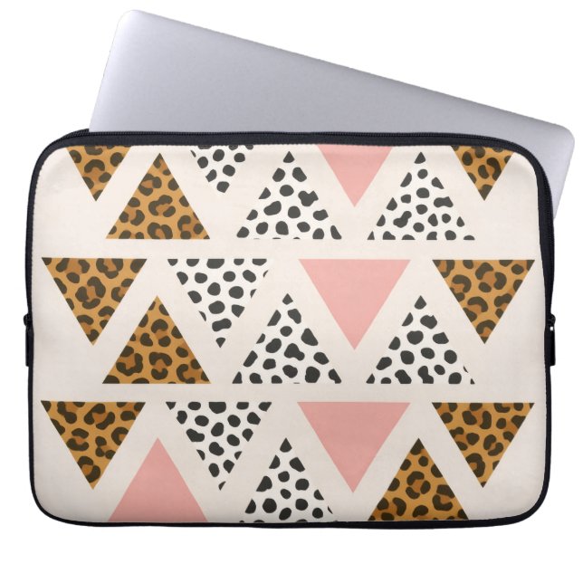 Chique Luipaard & Roze Driehoek Patroon Laptop Sleeve (Voorkant)