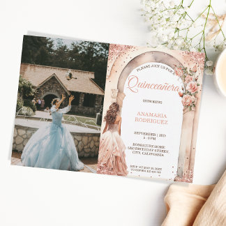 Chique Roos Gold Quinceañera jurk Bloemenboog Foto Kaart