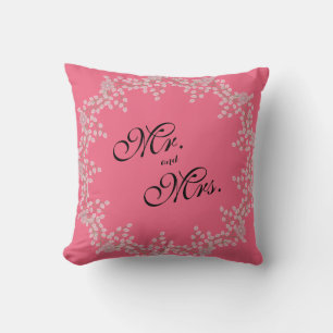 Chique Roze Bloem en Parels Bruiloft "Meneer & Mev Kussen