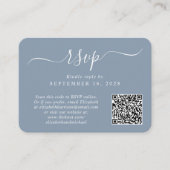 Chique Script Foto QR Code Dusty Blue Wedding RSVP Informatiekaartje (Voorkant)
