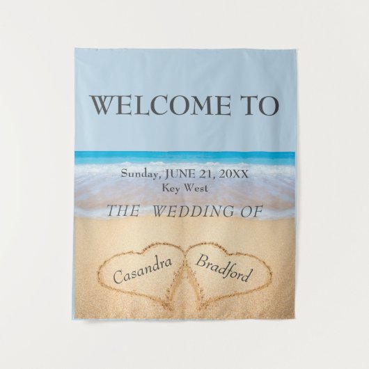 Chique strandhuwelijk 2 harten in het zand wandkleed (Voorkant)