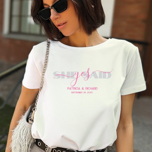 Chique typografie Zij zei ja T-shirt