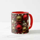 Chocolade bruin en robijnrood kerstornamenten mok (Voorkant rechts)