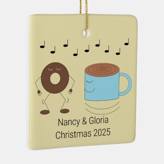 Chocolade Frosted Donut & Coffee Mok Dansen: Keramisch Ornament (Rechts)