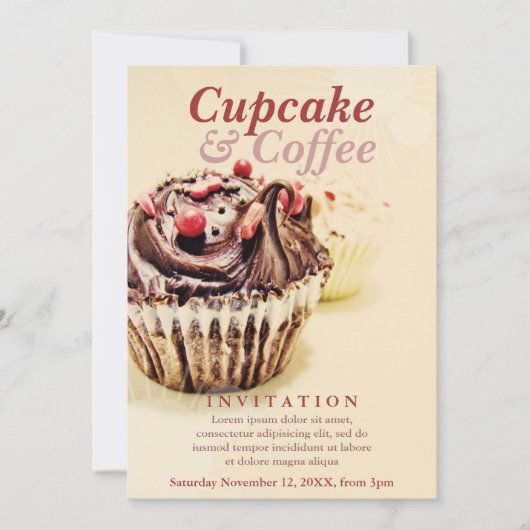Chocolade Fudge Cupcake Uitnodiging (Voorkant)