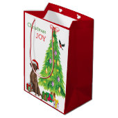 Chocolade Lab Santa Hat Puppy and Kerstmis Medium Cadeauzakje (Achterkant Gekanteld)