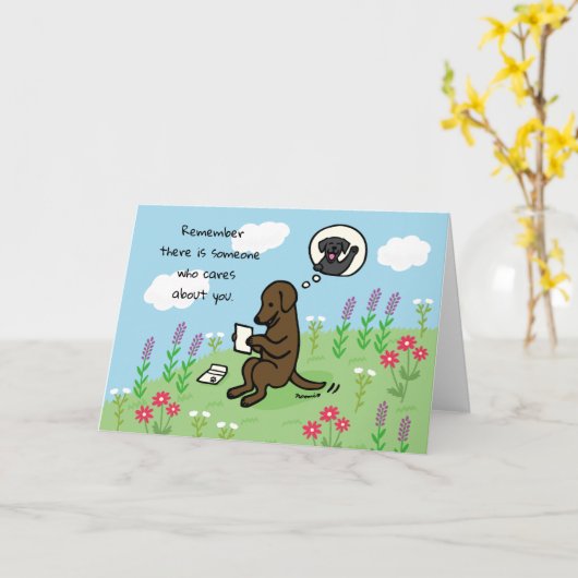 Chocolade labrador en brief iemand geeft om kaart (Gele Bloem)