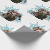 Chocolade Labrador in de sneeuwvlokken Cadeaupapier (Hoek)