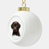 Chocolade Labrador Puppy Keramische Bal Ornament (Rechts)