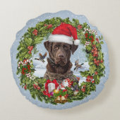 Chocolade Labrador Retriever, Kerstkrans Rond Kussen (Achterkant)