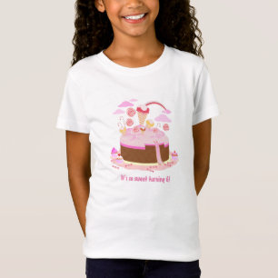 Chocolade verjaardagstaart en snoep t-shirt