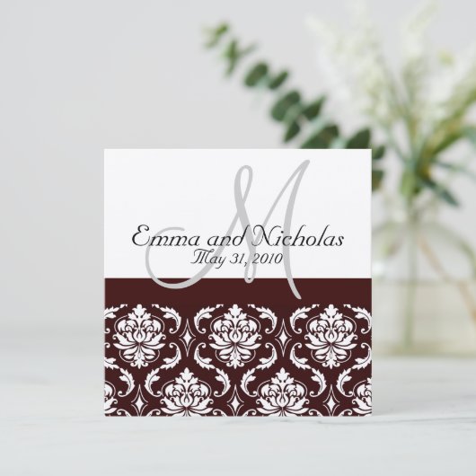 Chocolat Damask Monogramme Faire-part de mariage (Debout devant)
