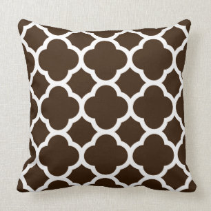 Chocolate Brown en White Quatrefoil Pattern Kussen