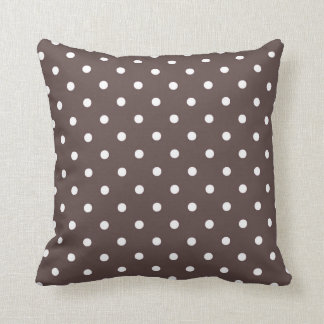 Chocolate Brown Polka Dot Sierkussen