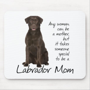 Chocolate Lab mama Muismat