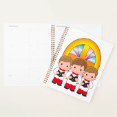 Choir Boys chantant dans l'église