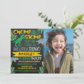 Chomp & Stomp! Dinosaur Boys 3rd Birthday Foto Kaart (Staand voorkant)