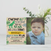 Chomp & Stomp! Dinosaur Boys 4e verjaardag Foto Kaart (Staand voorkant)