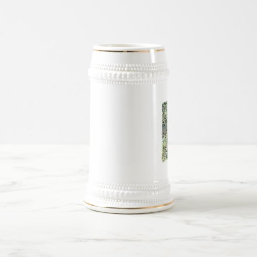 CHOPE À BIÈRE されしなじ つくしの生えている春風の吹く緑の草原に立つ女性の足元の水彩イラスト (Centre)