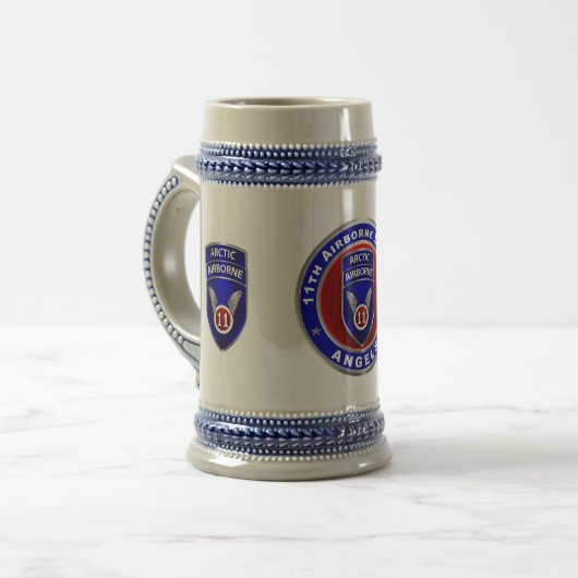 Chope À Bière 11e division aéroportée (Devant gauche)