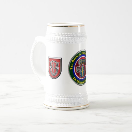 Chope À Bière 7e Groupe des forces spéciales aéroporté (Devant gauche)