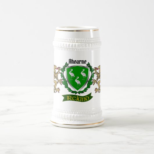 Chope À Bière Ahearne/Ahern Irish Shield (Centre)