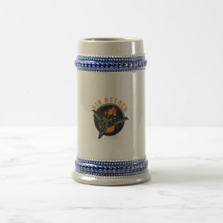 CHOPE À BIÈRE ATTAQUE AÉRIENNE