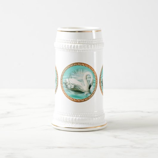 Chope À Bière Beau cygne blanc dans une eau bleu turquoise (Centre)