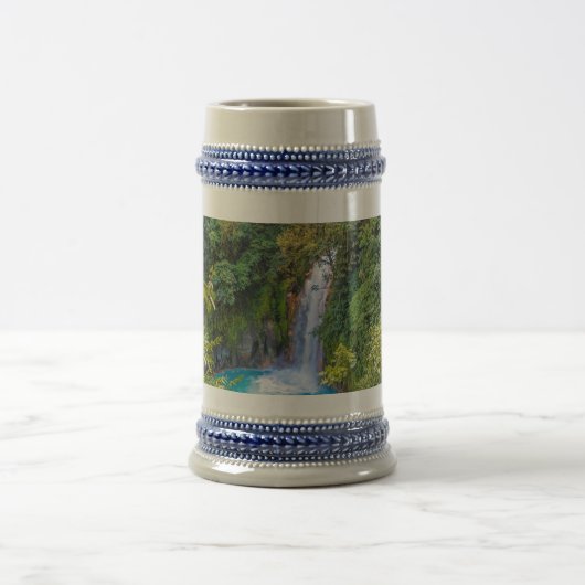 Chope À Bière Belle Cascade bleue relaxante unique dans la jungl (Centre)