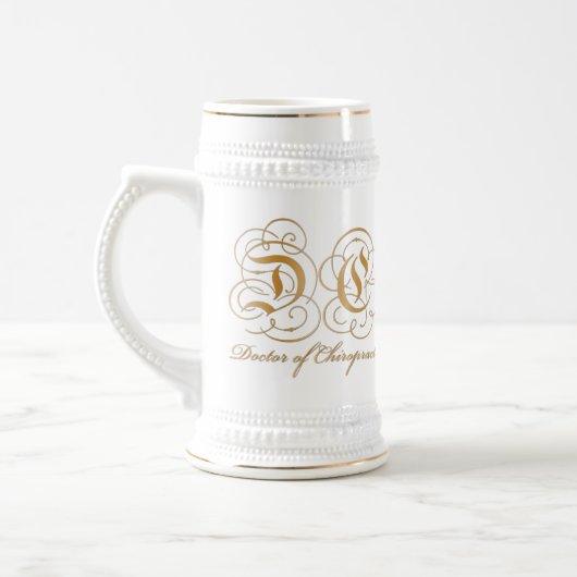 Chope À Bière Docteur de lettre de parchemin d'or de (Gauche)