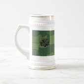 Chope À Bière Elégant patchwork shamrock irlandais à la mode (Gauche)