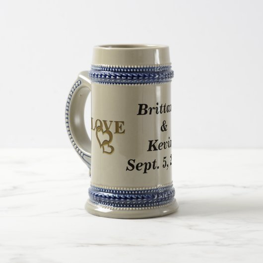 Chope À Bière Gold Love with Interlocking Hearts Mariage Stein (Devant gauche)